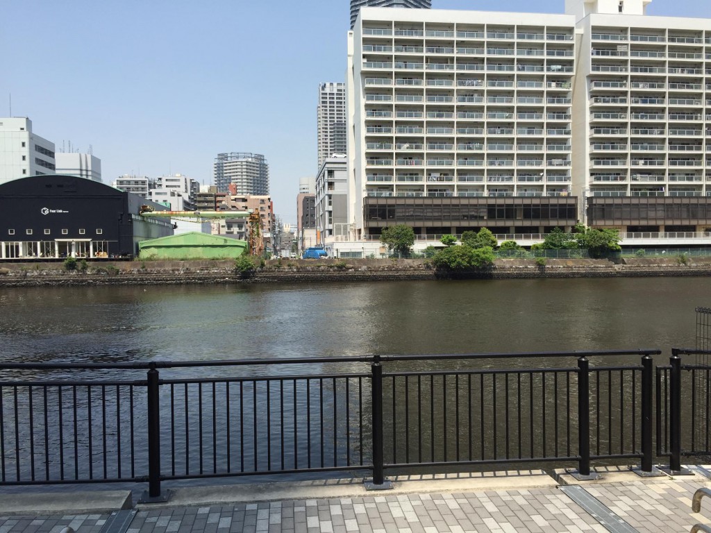 DEUX TOURS CANAL＆SPA(ドゥ・トゥール)　　現地