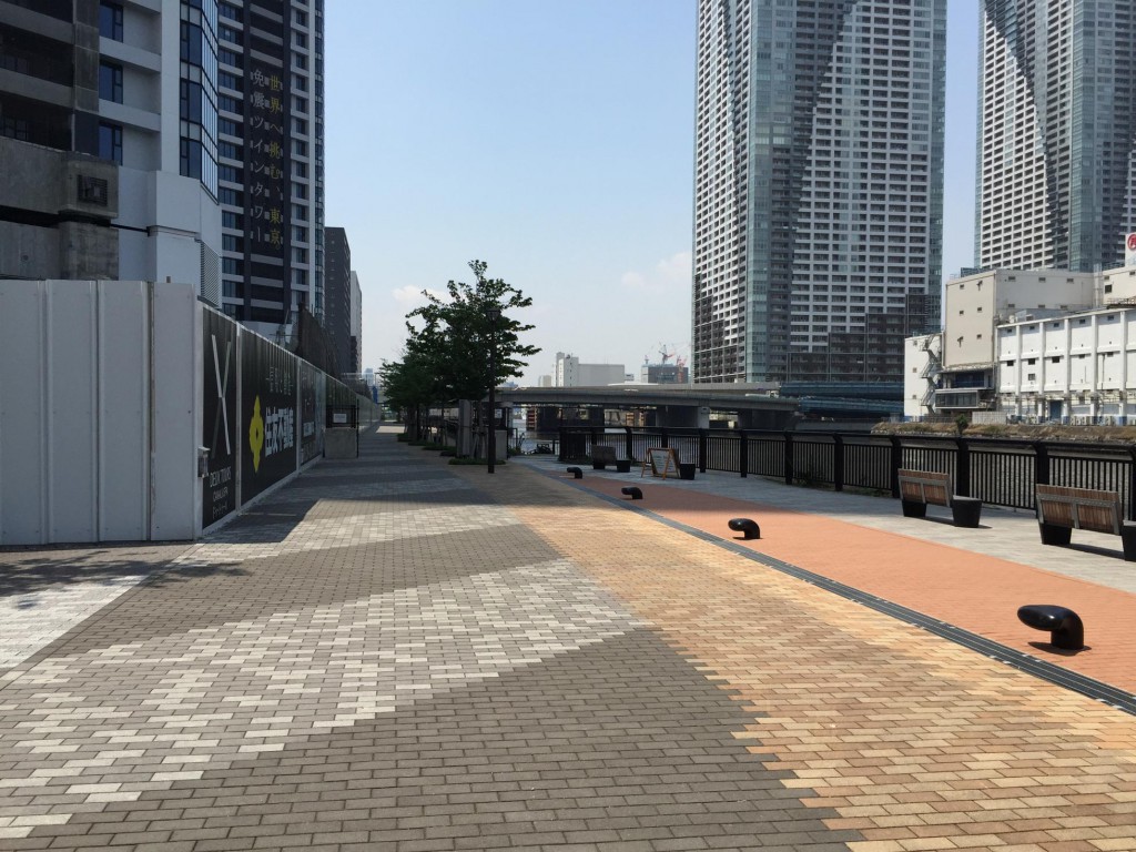 DEUX TOURS CANAL＆SPA(ドゥ・トゥール)　　現地