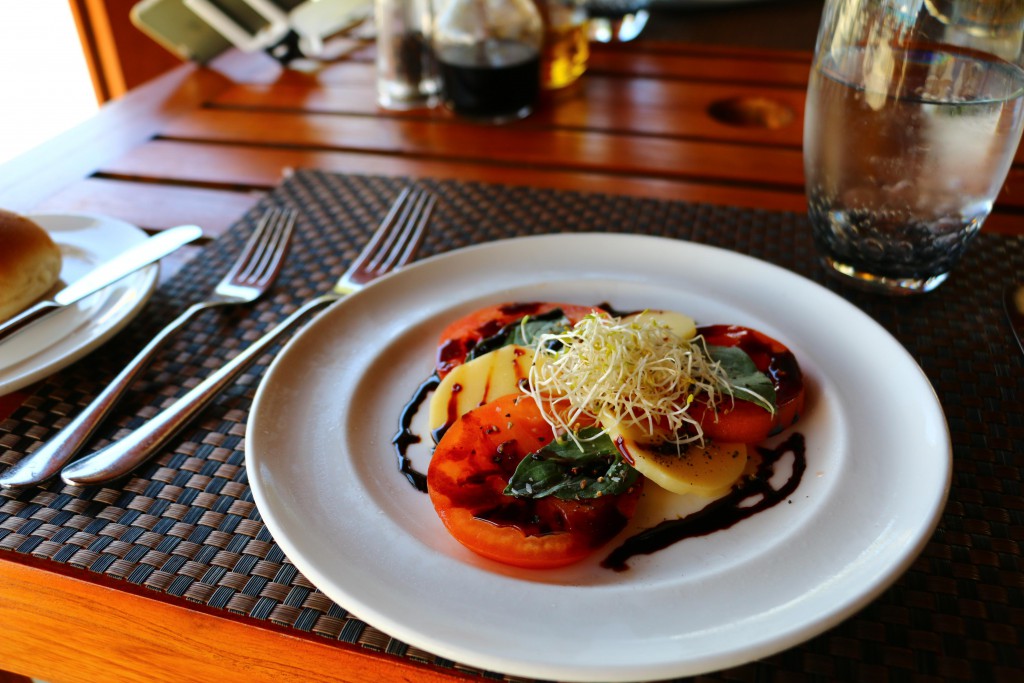 センターラ ラス フシ リゾート＆スパ  モルディブ　レストラン