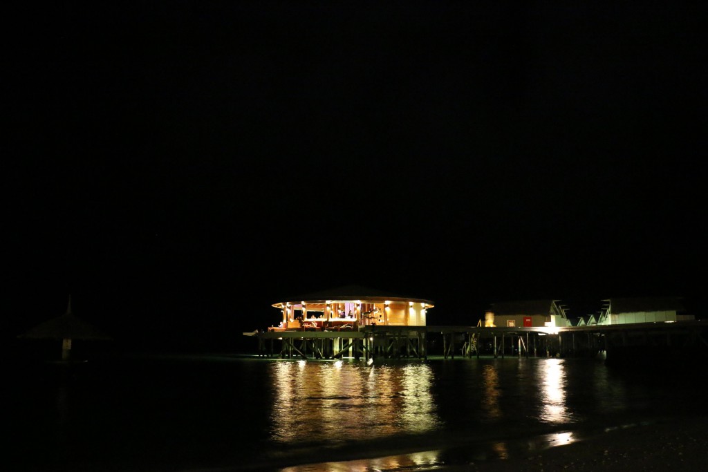 センターラ ラス フシ リゾート＆スパ モルディブ