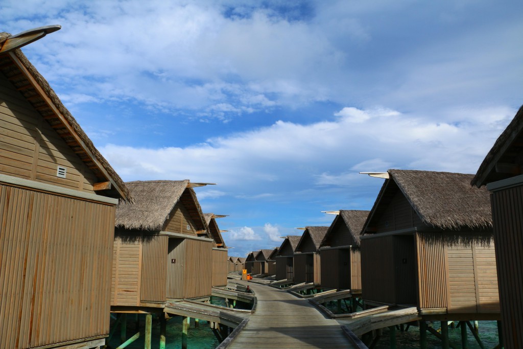 センターラ ラス フシ リゾート＆スパ  モルディブ