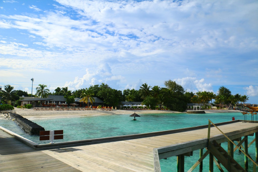 センターラ ラス フシ リゾート＆スパ  モルディブ