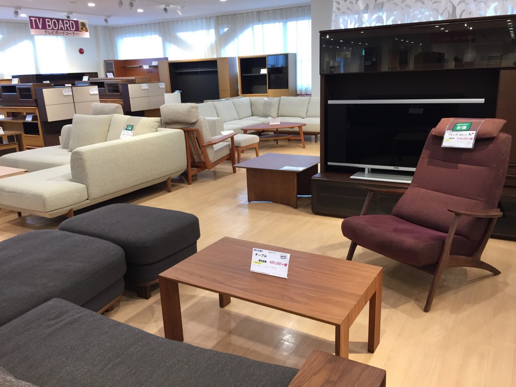 カリモク家具　アウトレット